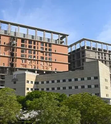 Indus Hospital (Korangi Karachi)